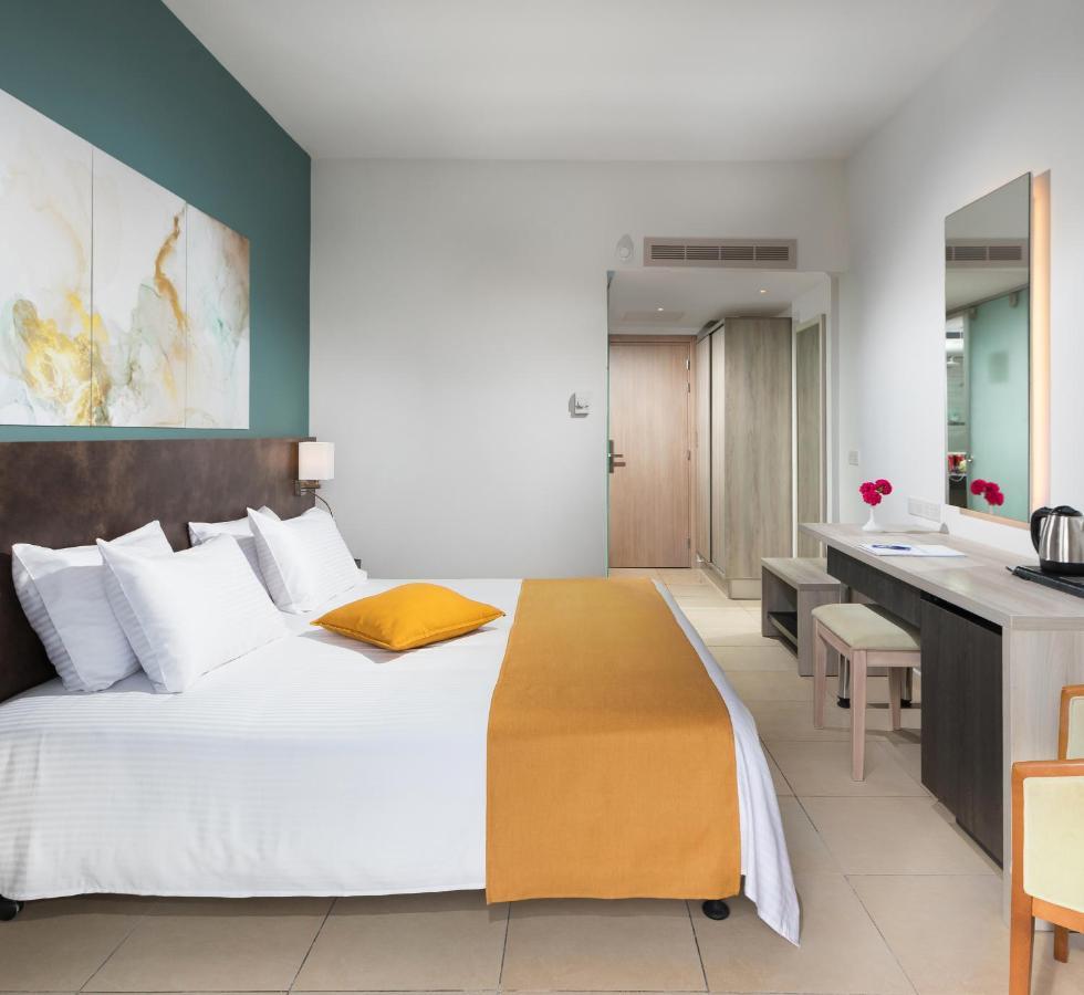 Hotel Mayfair 4*